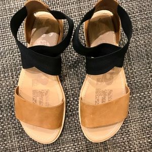 Sorel women’s sandals